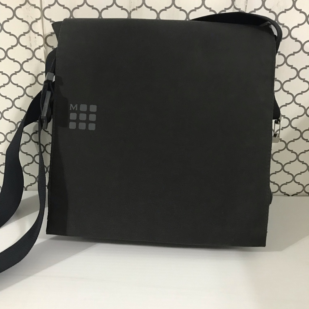 Moleskine Classic Black Messenger Bag - Men